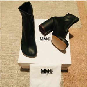 SOLD ❌ MM6 Maison Margiela Heel 6 Logo Boot
